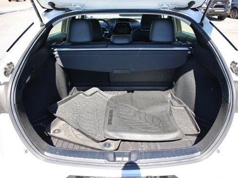 Used 2017 Toyota Prius Four image 16