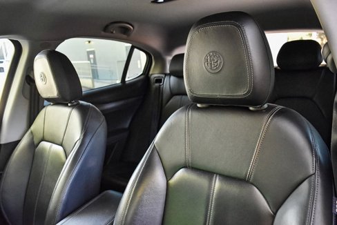 Used 2018 Alfa Romeo Stelvio Ti image 23