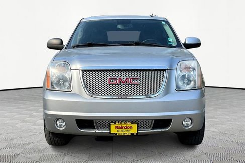 Used 2012 GMC Yukon Denali image 3