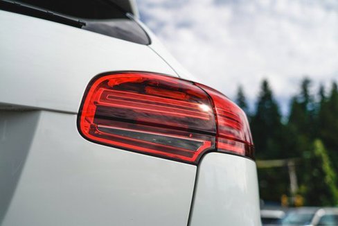 Used 2016 Porsche Cayenne Turbo image 4