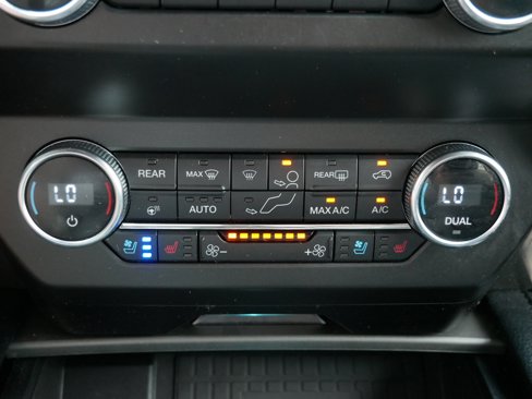 Used 2020 Ford Expedition Max XLT w/ Equipment Group 202A image 15