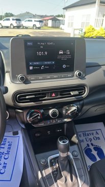 Used 2023 Hyundai Kona SEL image 14