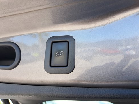 Used 2015 Toyota Highlander XLE image 7