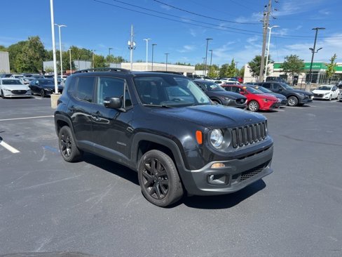 Used 2016 Jeep Renegade Latitude image 1