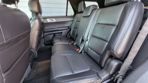 Used 2015 Ford Explorer XLT w/ Equipment Group 202B image 43