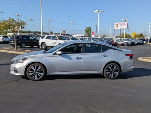 Used 2022 Nissan Altima 2.5 SV image 5