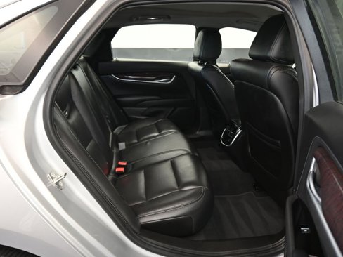 Used 2017 Cadillac XTS Luxury image 39