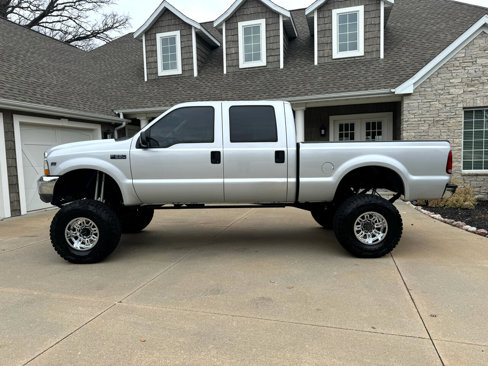 Used 2001 Ford F250 XLT image 3