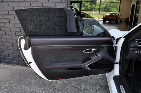 Used 2015 Porsche Cayman GTS image 38