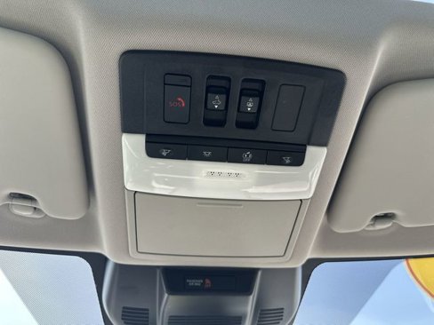Used 2021 Nissan Rogue SL image 16