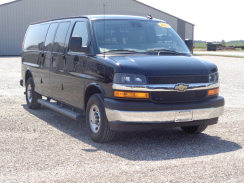 Used 2024 Chevrolet Express 3500 LT w/ LT Preferred Equipment Group image 2