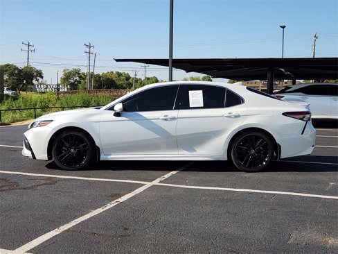 Used 2023 Toyota Camry XSE image 4