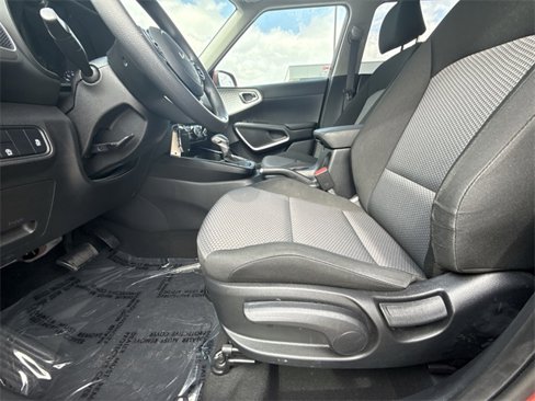 Used 2022 Kia Soul LX w/ Technology Package image 12