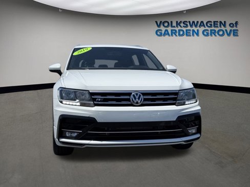 Used 2019 Volkswagen Tiguan SEL R-Line image 2