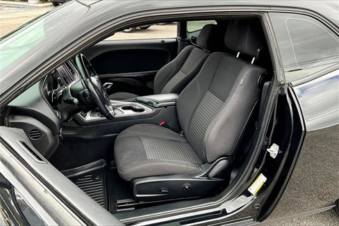 Used 2019 Dodge Challenger SXT w/ Driver Convenience Group image 21
