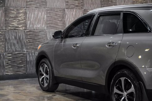 Used 2016 Kia Sorento EX w/ EX Premium Package image 12