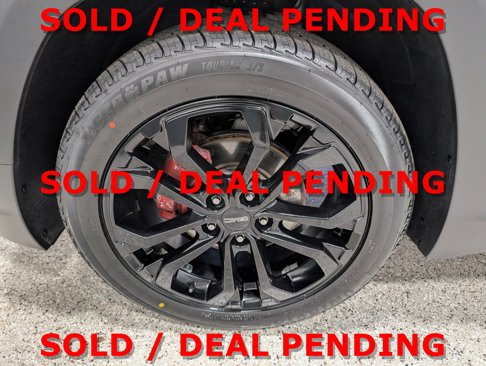 Used 2020 GMC Terrain SLE w/ Driver Convenience Package image 9