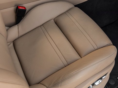 Certified 2019 Porsche Cayenne image 40