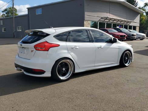 Used 2015 Ford Focus ST image 3