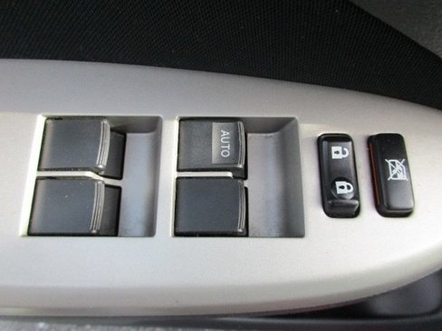 Used 2011 Toyota Corolla S image 17