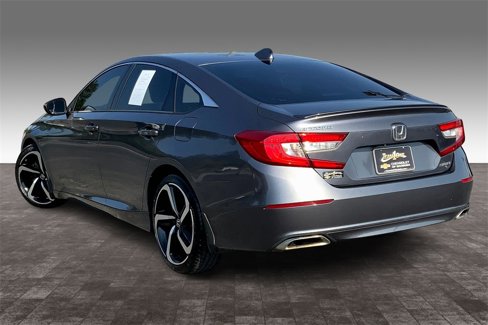 Used 2018 Honda Accord Sport image 13