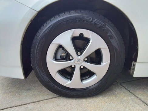 Used 2015 Toyota Prius Three image 24