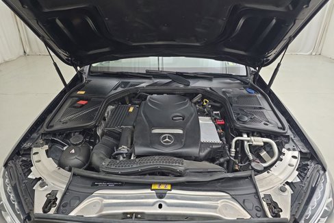 Used 2015 Mercedes-Benz C 300 4MATIC Sedan image 30