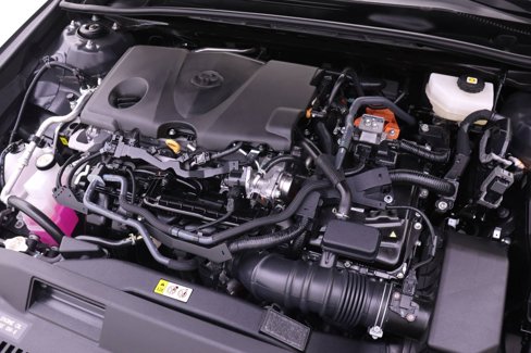 Used 2025 Toyota Camry LE image 16