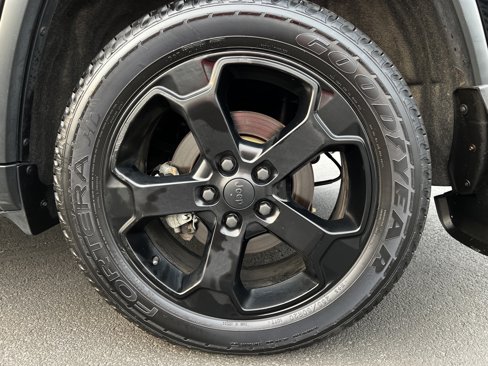 Used 2021 Jeep Grand Cherokee Freedom Edition image 6