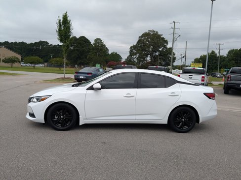 Used 2020 Nissan Sentra SV image 11