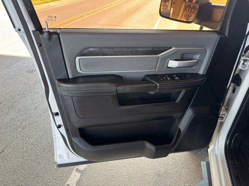 Used 2019 RAM 2500 Big Horn image 12