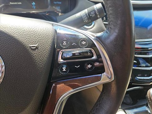 Used 2013 Cadillac XTS Premium image 20