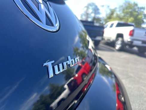 Used 2017 Volkswagen Beetle 1.8T S image 29