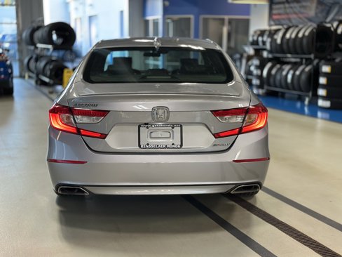 Used 2018 Honda Accord Sport image 5