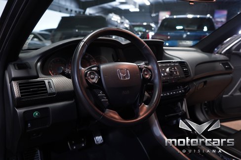 Used 2017 Honda Accord Sport image 22