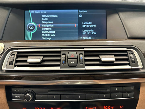 Used 2011 BMW 740Li image 39