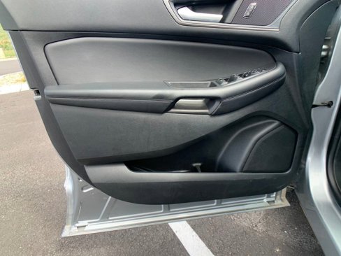Used 2024 Ford Edge SEL image 12