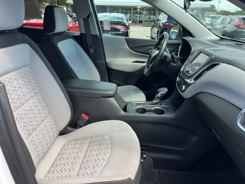 Used 2023 Chevrolet Equinox LT w/ Driver Convenience Package image 21