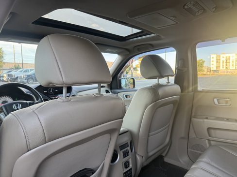 Used 2015 Honda Pilot Touring image 16