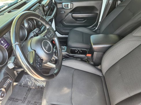 Used 2020 Jeep Wrangler Unlimited Sport image 8