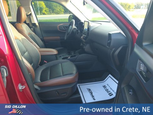 Used 2021 Ford Bronco Sport Outer Banks w/ Outer Banks Package (96D) image 4