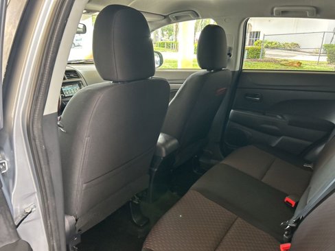 Used 2017 Mitsubishi Outlander Sport SE image 29