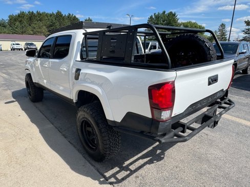 Used 2018 Toyota Tacoma SR5 image 5