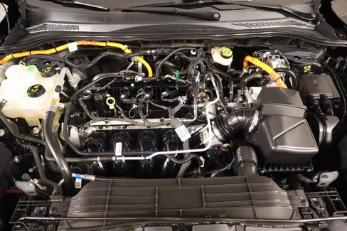 Used 2021 Ford Escape SE image 18