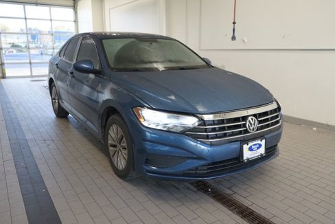 Used 2019 Volkswagen Jetta S w/ Driver Assistance Package image 17