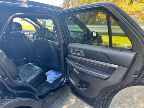 Used 2017 Ford Explorer Sport w/ Equipment Group 401A image 17