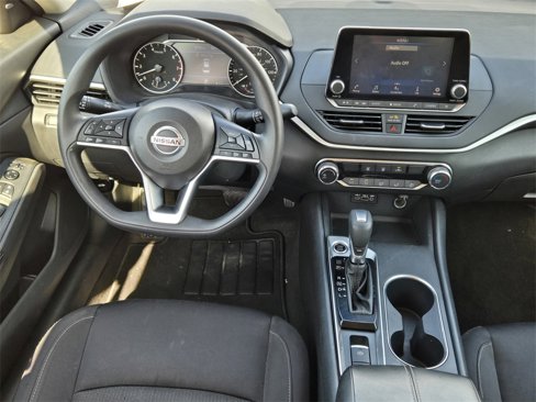 Used 2022 Nissan Altima 2.5 SV image 22