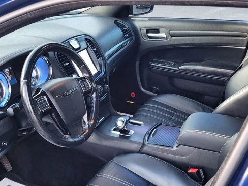 Used 2014 Chrysler 300 S image 10