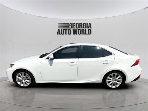 Used 2016 Lexus IS 200t image 2