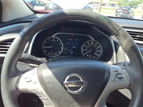 Used 2015 Nissan Murano SV w/ Cargo Package w/Cover image 18
